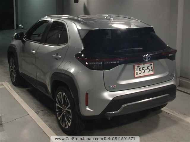 toyota yaris-cross 2023 CFJ1591571 image 2