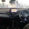 toyota c-hr 2021 quick_quick_6AA-ZYX11_ZYX11-2048072 image 15