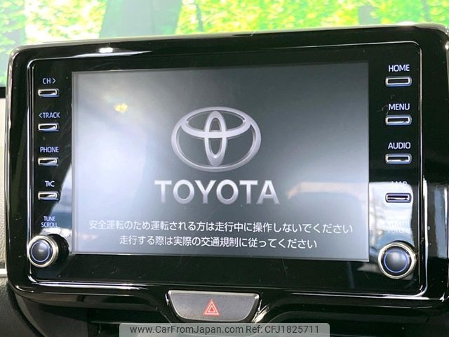 toyota yaris-cross 2022 CFJ1825711 image 2