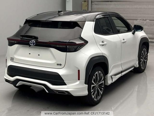 toyota yaris-cross 2023 CFJ1713142 image 2