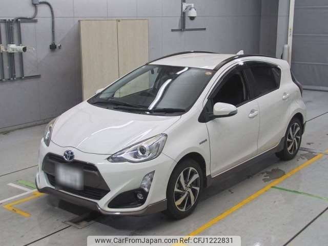 toyota aqua 2015 -TOYOTA 【岡崎 530ﾀ 181】--AQUA DAA-NHP10--NHP10-6388871---TOYOTA 【岡崎 530ﾀ 181】--AQUA DAA-NHP10--NHP10-6388871- image 1