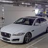 jaguar xf 2017 -JAGUAR--Jaguar XF Series SAJBB4AX7JCY58072---JAGUAR--Jaguar XF Series SAJBB4AX7JCY58072- image 5