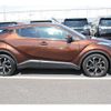 toyota c-hr 2017 quick_quick_DAA-ZYX10_ZYX10-2010073 image 9