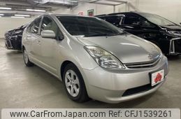 toyota prius 2004 CFJ1539261