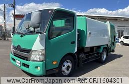 hino dutro 2014 CFJ1604301