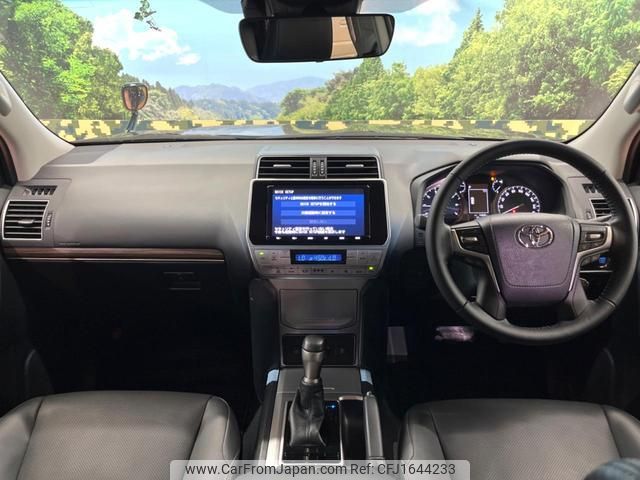 toyota land-cruiser-prado 2023 CFJ1644233 image 2