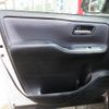 toyota voxy 2016 CFJ1681878 image 63