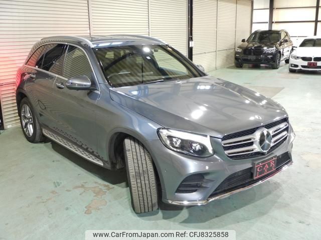 mercedes-benz glc-class 2017 quick_quick_253905C_WDC2539052F339388 image 2