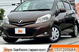 toyota vitz 2013 -TOYOTA--Vitz DBA-KSP130--KSP130-2078175---TOYOTA--Vitz DBA-KSP130--KSP130-2078175-
