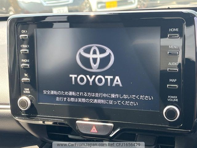 toyota yaris-cross 2023 CFJ1656429 image 2