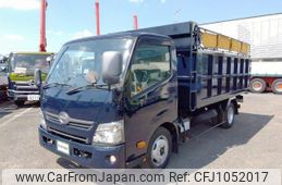 hino dutro 2016 CFJ1052017