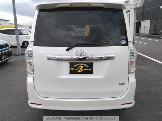 toyota voxy 2011 -TOYOTA--Voxy ZRR70W--0463311---TOYOTA--Voxy ZRR70W--0463311- image 2