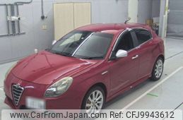 alfa-romeo giulietta 2012 -ALFA ROMEO 【京都 302ふ7198】--Alfa Romeo Giulietta 94014-ZAR94000007028363---ALFA ROMEO 【京都 302ふ7198】--Alfa Romeo Giulietta 94014-ZAR94000007028363-