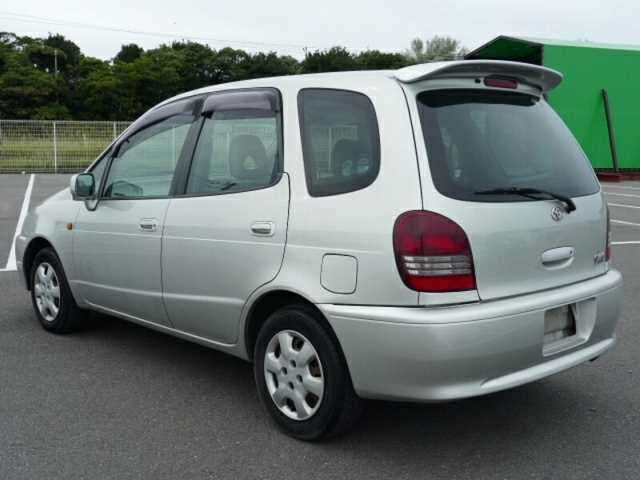 Toyota corolla spacio ae111