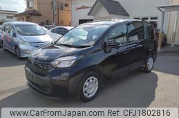 toyota sienta 2022 CFJ1802816