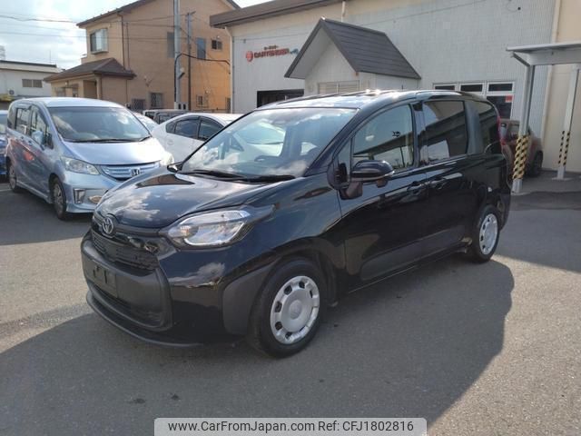 toyota sienta 2022 CFJ1802816 image 1