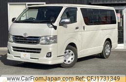 toyota hiace-van 2011 CFJ1731349