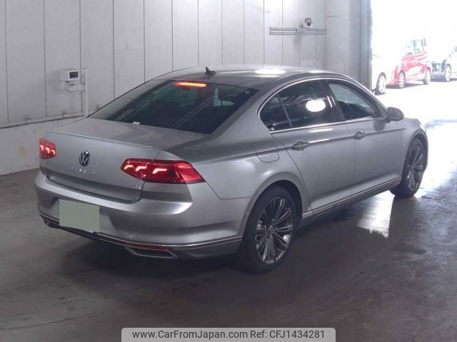 volkswagen passat 2022 quick_quick_3DA-3CDFH_WVWZZZ3CZME076814 image 2