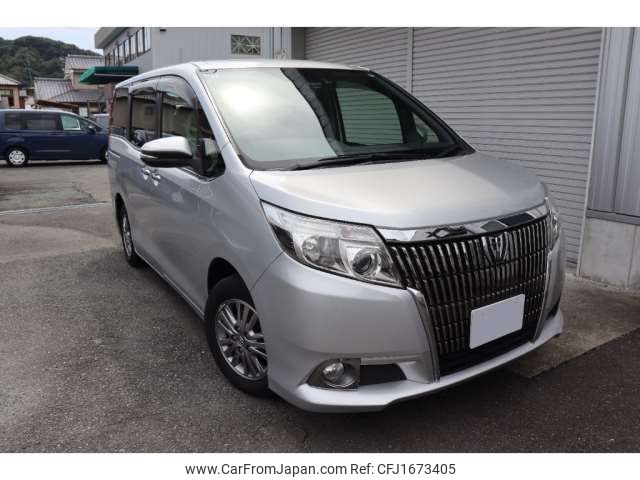 toyota esquire 2017 CFJ1673405 image 1