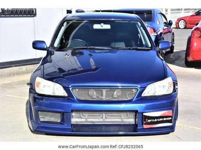2001 Toyota Altezza 2WD - Car Price $9,751