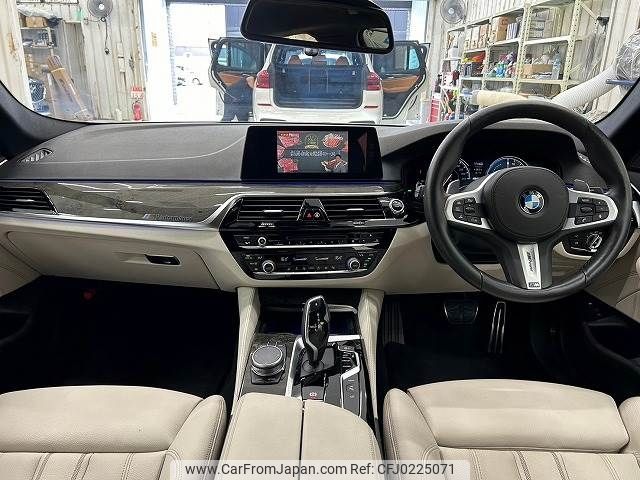 bmw 5-series 2019 -BMW--BMW 5 Series CLA-JA20P--WBAJA92000BN73047---BMW--BMW 5 Series CLA-JA20P--WBAJA92000BN73047- image 2