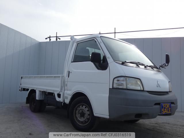 mitsubishi delica-truck 2004 GOO_NET_EXCHANGE_0530279A20241012G009 image 1