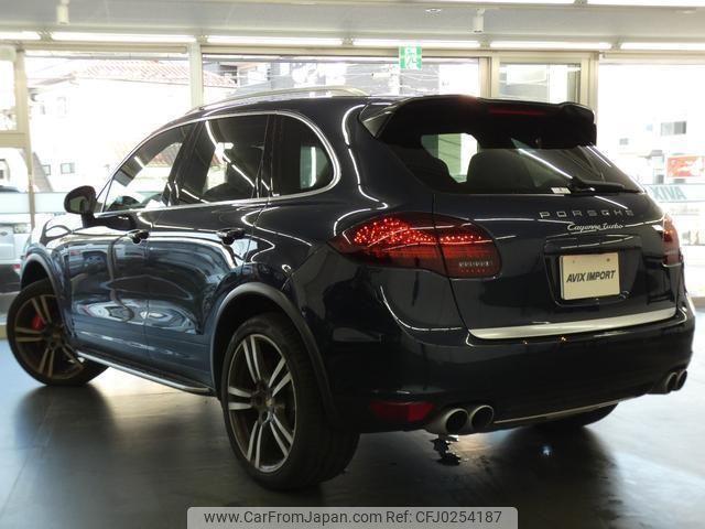 porsche cayenne 2011 quick_quick_ABA-92AM48A_WP1ZZZ92ZCLA81417 image 2