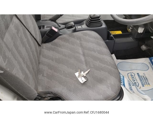 suzuki carry-truck 2011 CFJ1680044 image 2