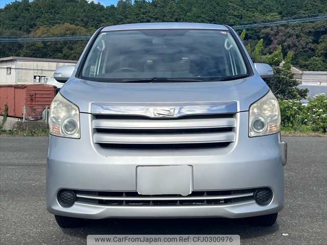 toyota noah 2008 NIKYO_PJ68834 image 2