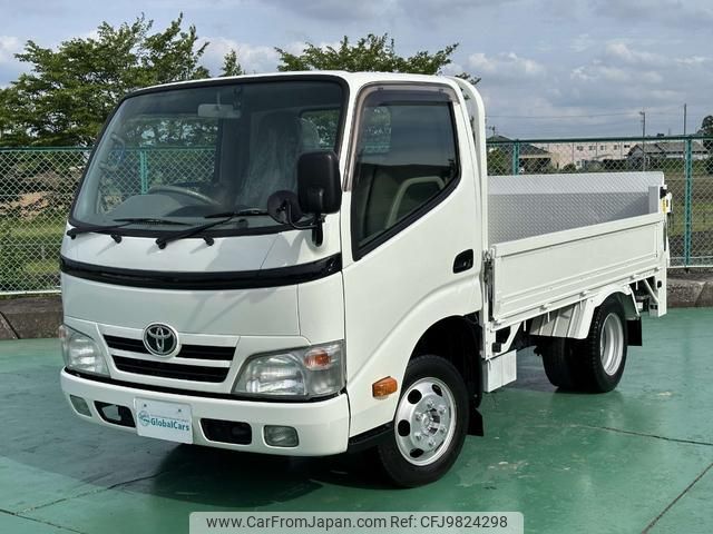 toyota dyna-truck 2011 GOO_NET_EXCHANGE_0403635A30240524W001 image 1