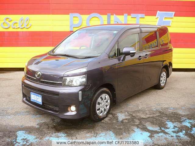 toyota voxy 2013 CFJ1703580 image 1