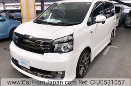 toyota voxy 2013 AF-ZRR70-0582900