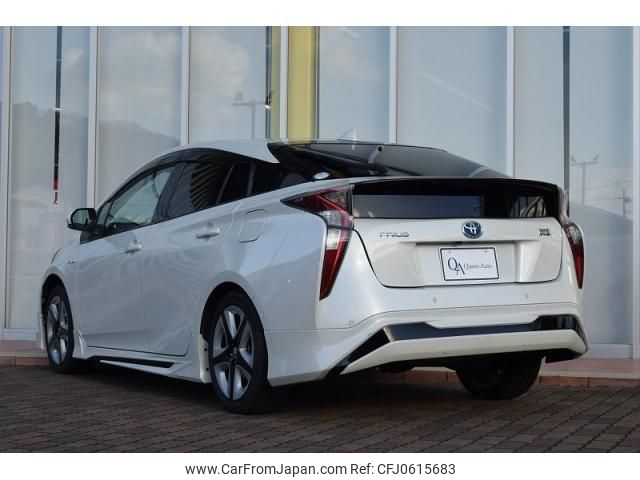 toyota prius 2016 quick_quick_DAA-ZVW51_6048367 image 2