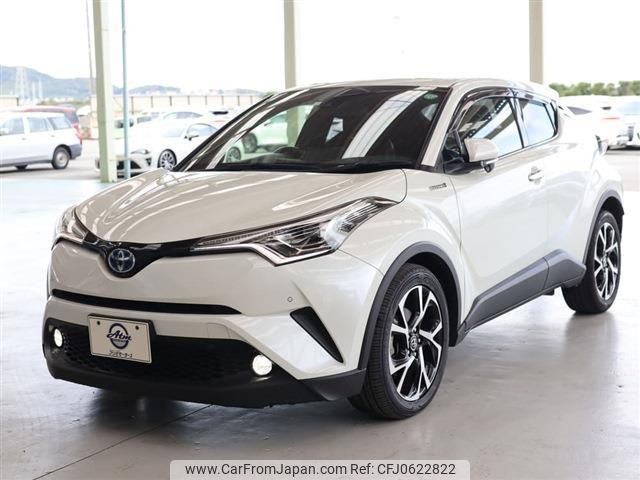 toyota c-hr 2018 quick_quick_DAA-ZYX10_ZYX10-2110418 image 1