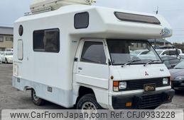 mitsubishi delica-truck 1993 GOO_JP_700070884830250312017