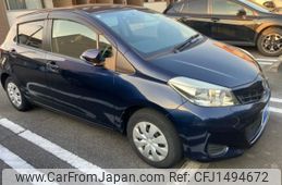 toyota vitz 2013 CFJ1494672