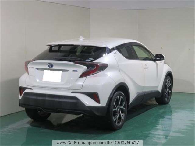 toyota c-hr 2017 -TOYOTA--C-HR DAA-ZYX10--ZYX10-2076546---TOYOTA--C-HR DAA-ZYX10--ZYX10-2076546- image 2