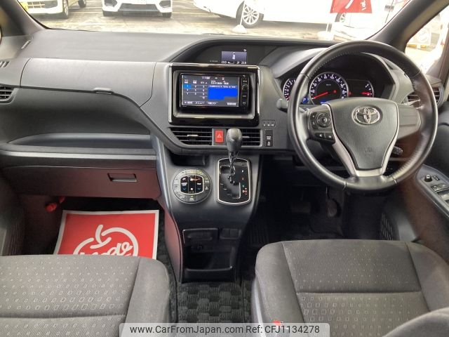 toyota voxy 2015 -TOYOTA--Voxy DBA-ZRR80G--ZRR80-0108003---TOYOTA--Voxy DBA-ZRR80G--ZRR80-0108003- image 2