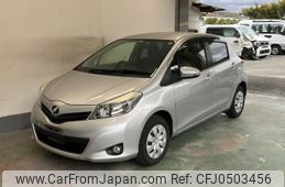 toyota vitz 2013 -TOYOTA--Vitz KSP130-2101558---TOYOTA--Vitz KSP130-2101558-