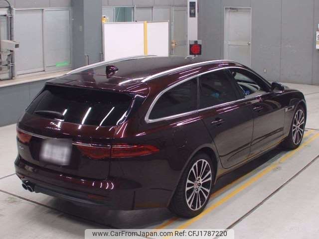 jaguar xf 2018 CFJ1787220 image 2