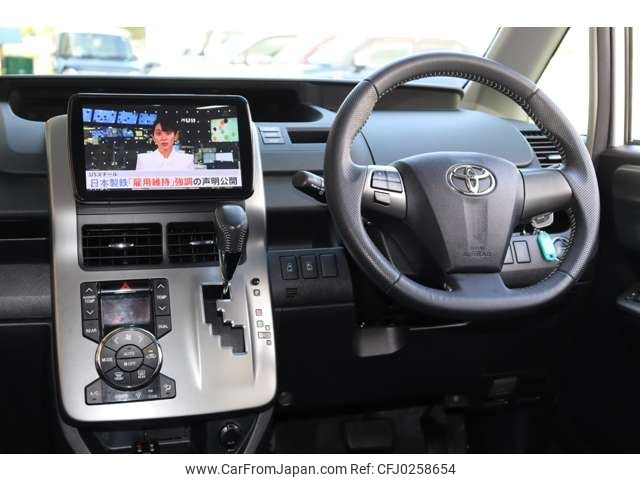 toyota voxy 2012 -TOYOTA--Voxy DBA-ZRR70W--ZRR70-0474865---TOYOTA--Voxy DBA-ZRR70W--ZRR70-0474865- image 2