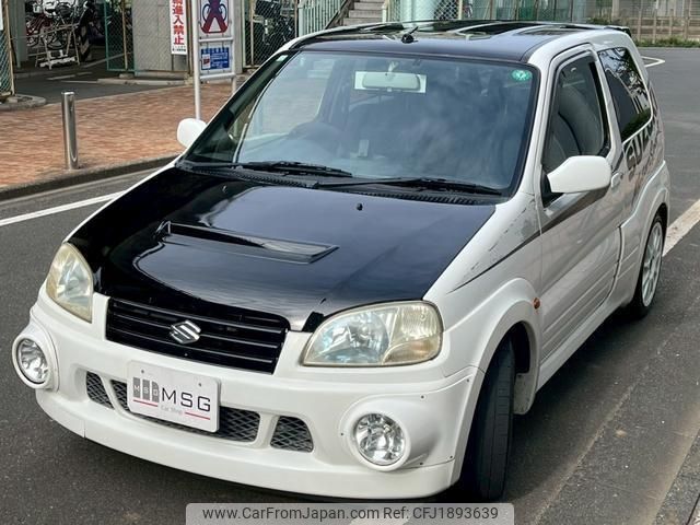 suzuki swift 2004 CFJ1893639 image 2