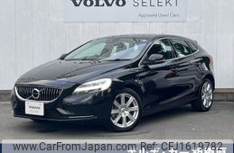 volvo v40 2018 CFJ1619782