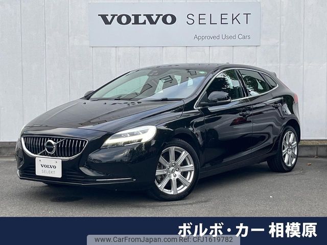 volvo v40 2018 CFJ1619782 image 1