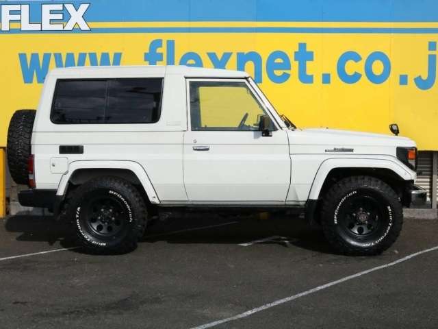 ランクル76後期ZX純正ホワイトのきれいな車両です！走行16.8万
