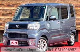toyota pixis-mega 2018 CFJ1096952