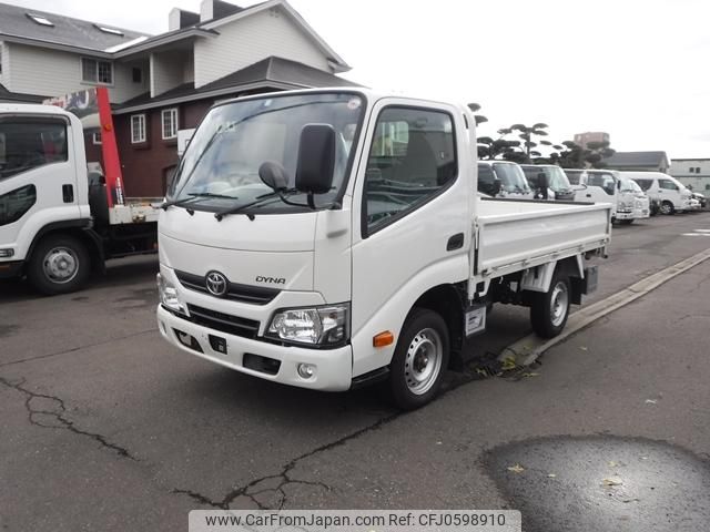 toyota dyna-truck 2017 GOO_NET_EXCHANGE_0302836A30241129W001 image 1