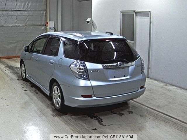 honda fit-shuttle 2013 CFJ1861604 image 2