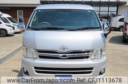 toyota hiace-wagon 2012 GOO_JP_700020483830250501001