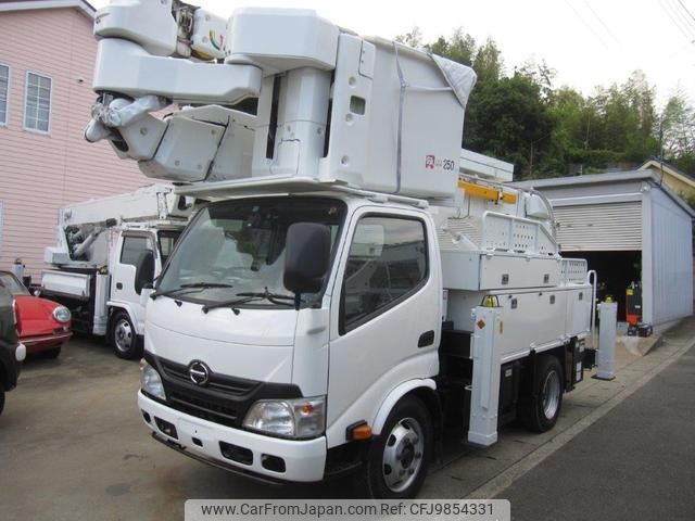 hino dutro 2014 GOO_NET_EXCHANGE_0504163A30240603W001 image 2